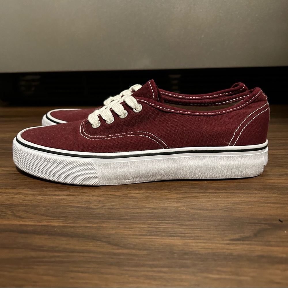 Airwalk Canvas Sneakers NWOT